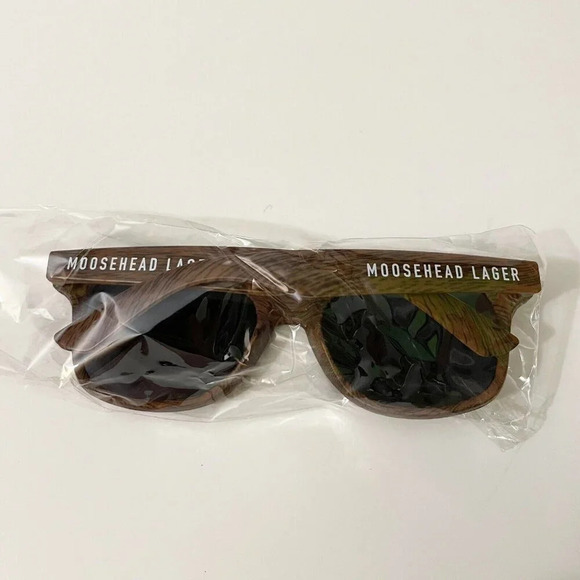 Moosehead Lager  Beer Sunglasses Brown - Picture 13 of 13